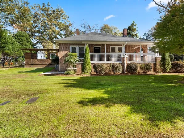 400 N Church St, Ninety Six, SC 29666