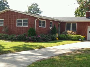 3304 Lilac Dr, Portsmouth, VA 23703