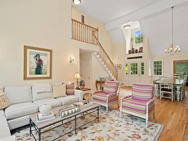 82 Northview Hills Ct — Photo 5