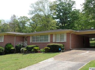 1233 Monte Vista Dr, Gadsden, AL 35904