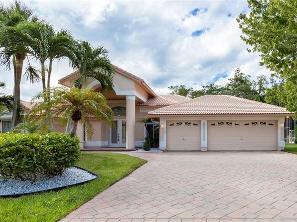 15683 Cypress Park Dr