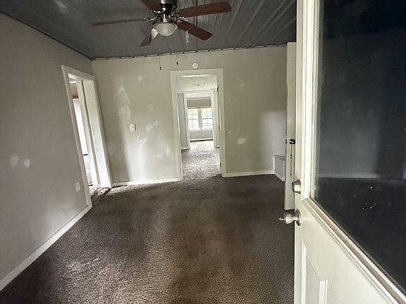 2nd image of 134 Cliffview Dr