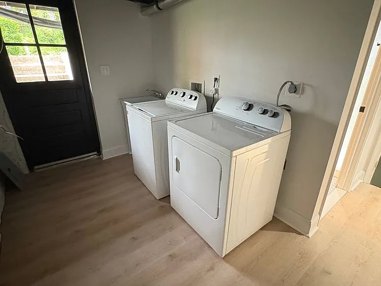 4400 Asbury Ave — Photo 3