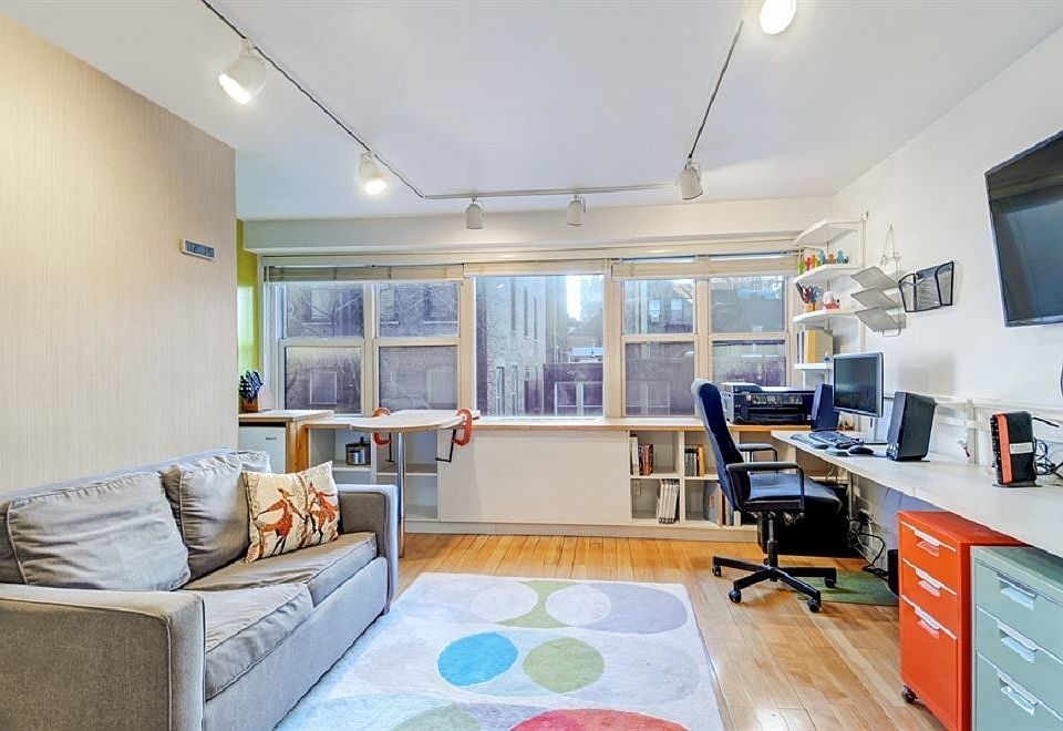 1st image of 30 3rd Ave #5P