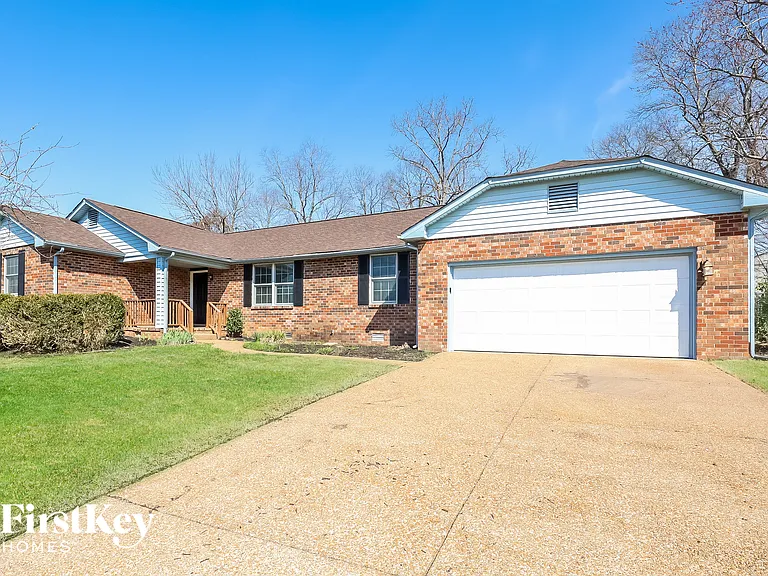3504 Wood Bridge Dr — Photo 2