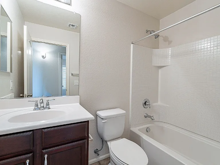 5054 S 235th Dr — Photo 33