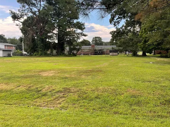 1599 Westwood Ln, Gadsden, AL 35907