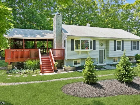 2252 Brookside Dr, Bridgewater Twp., NJ 08836