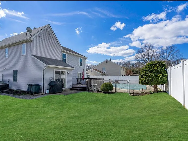 5 Scarlet Ln — Photo 15