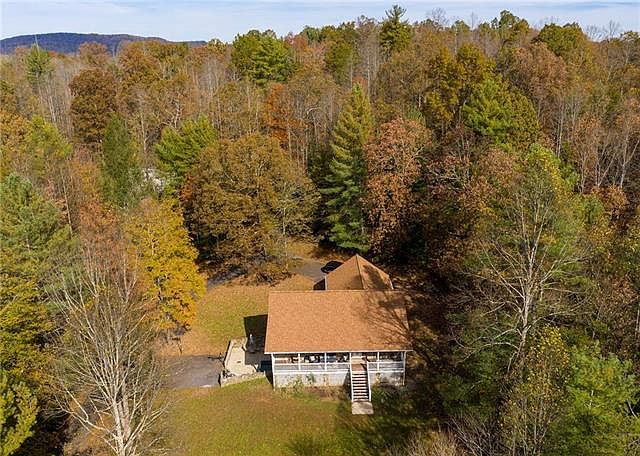 1st image of 5969 Hollow Springs Cir