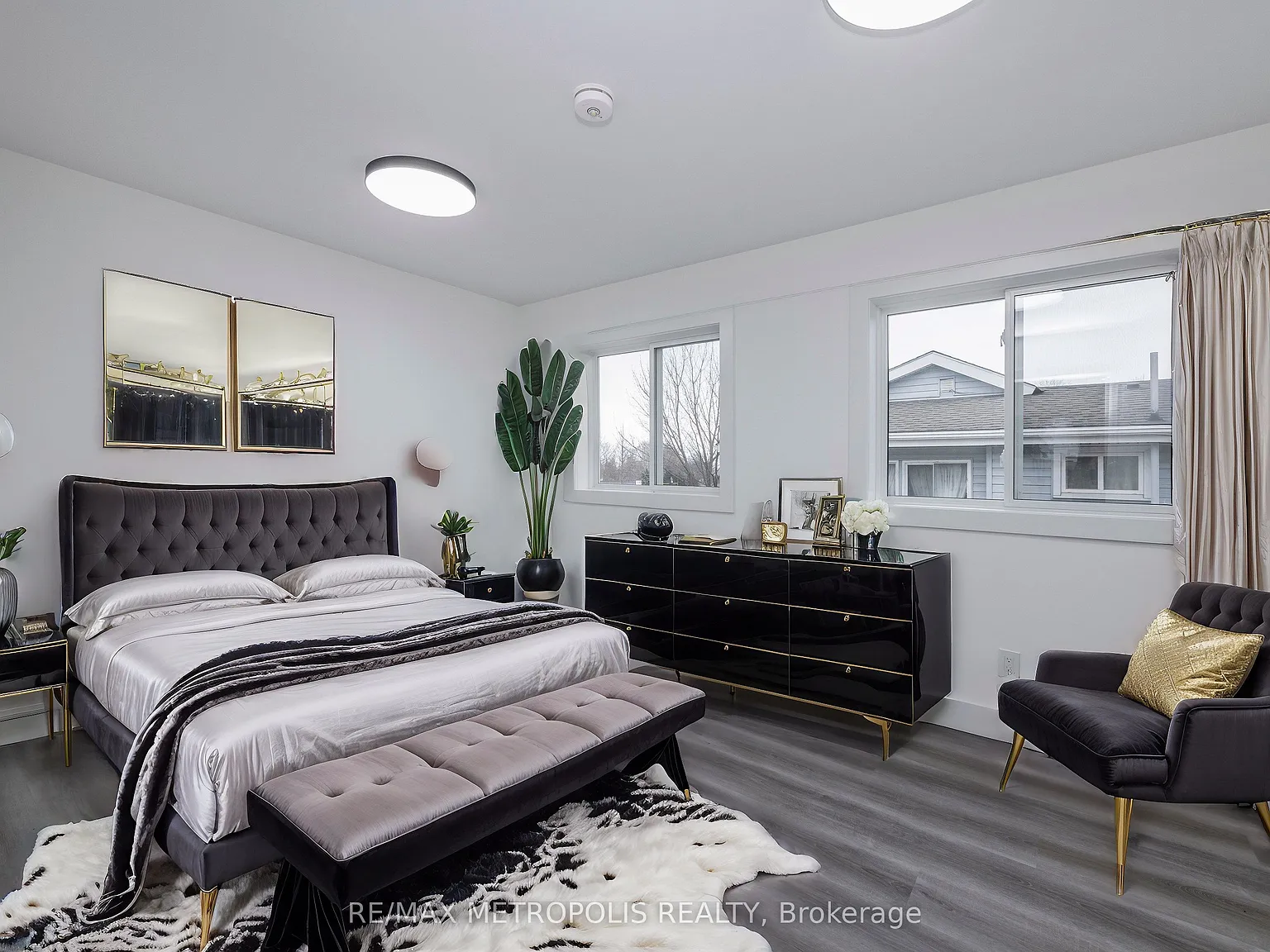 3 bed, $2,860 — Photo 4