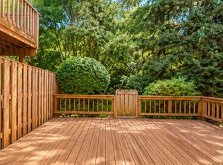 14327 Little Rocky Mountain Ct #1, Centreville, VA 20120