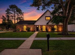 814 El Toro Ln, Houston, TX 77062