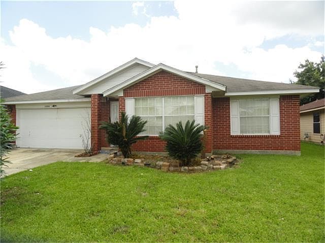 1st image of 10806 Linden Gate Dr