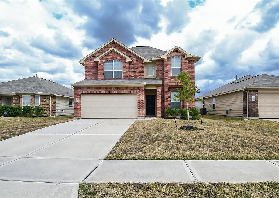 1st image of 814 Desoto Dr