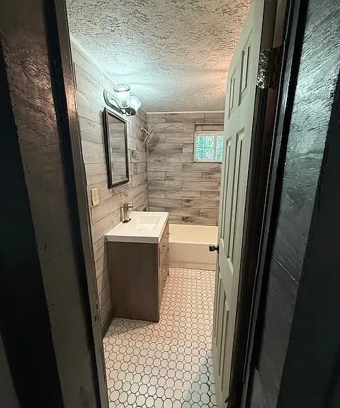 3329 Texas St — Photo 12