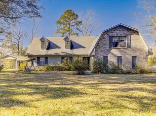 108 Ross Ln, Vicksburg, MS 39180