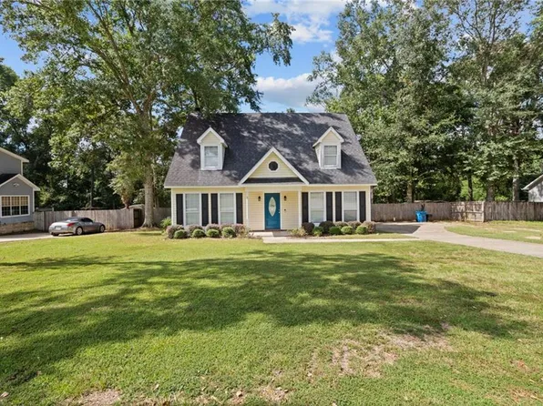 1100 Wellington Ct S, Mobile, AL 36695