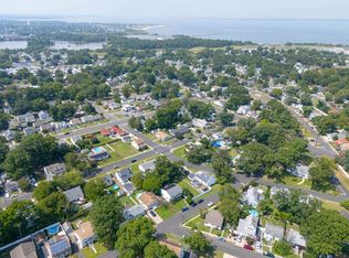 51 Poplar Ave, Hazlet Township, NJ