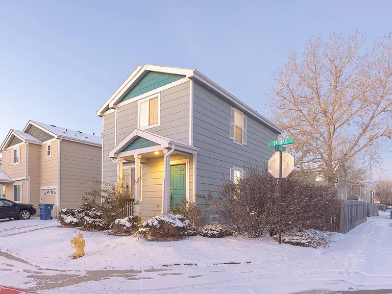10125 Fairfax Ct — Photo 4