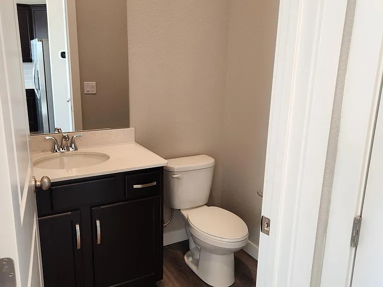 844 Schlagel St #4 — Photo 7