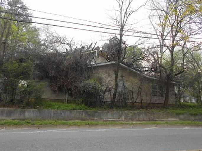2nd image of 1312 16th Way SW