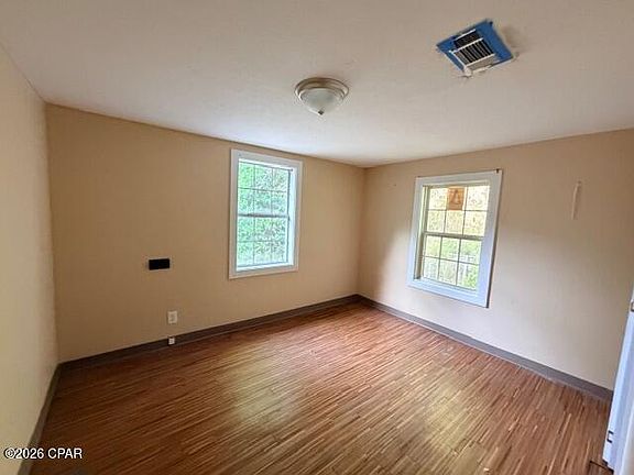 5th image of 4119 Ferris St