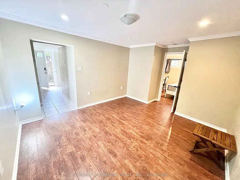 159 Cocksfield Ave — Photo 5