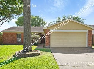 1103 Ravenscourt Dr, Sugar Land, TX 77498