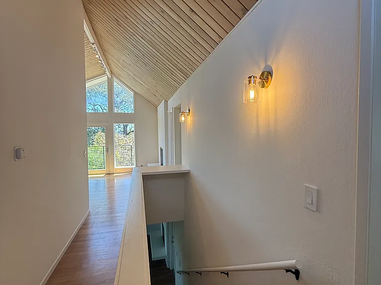 35 Longwood Dr — Photo 6