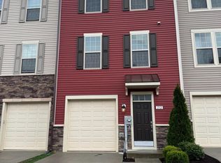 212 Pomegranate Ln, Frederick, MD 21701