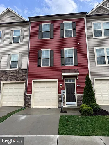 212 Pomegranate Ln Photo 1