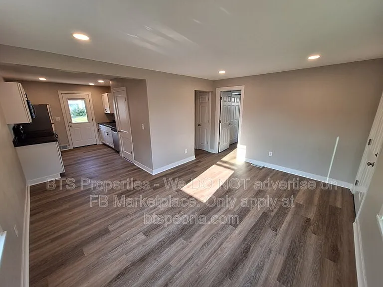 813 E Sciota Ave — Photo 6