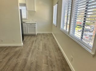 1022 W 109th Pl APT C, Los Angeles, CA 90044