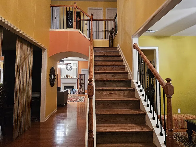 715 Pimlicon Pl — Photo 2