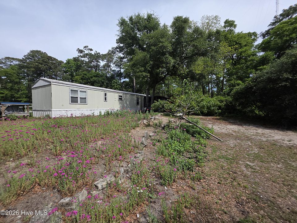2nd image of 977 Bozeman Road