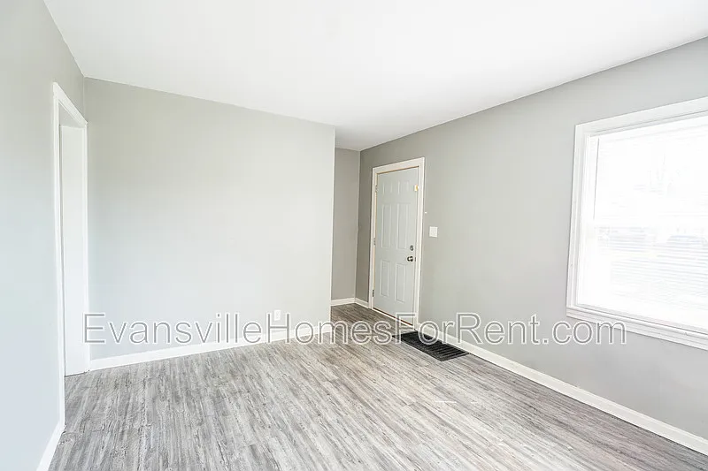 Building Photo - 1112 Bellemeade Ave