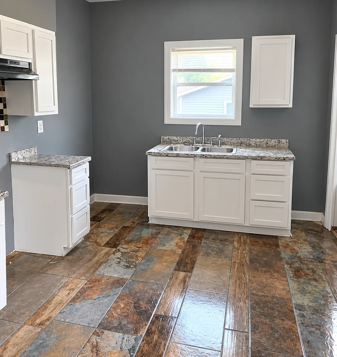 4 bed, 2.0 bath, 1585 sqft, $1,500 — Photo 3