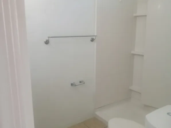 2464 Santa Ana St #2, Huntington Park, CA 90255