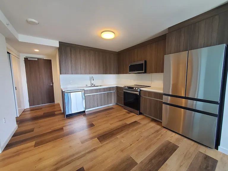 Spacious Kitchen