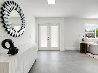 9395 SW 89th St, Miami, FL 33176