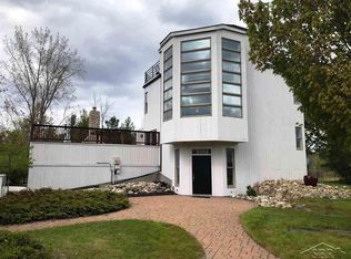 6742 Frankenlust Rd, Bay City, MI 48706