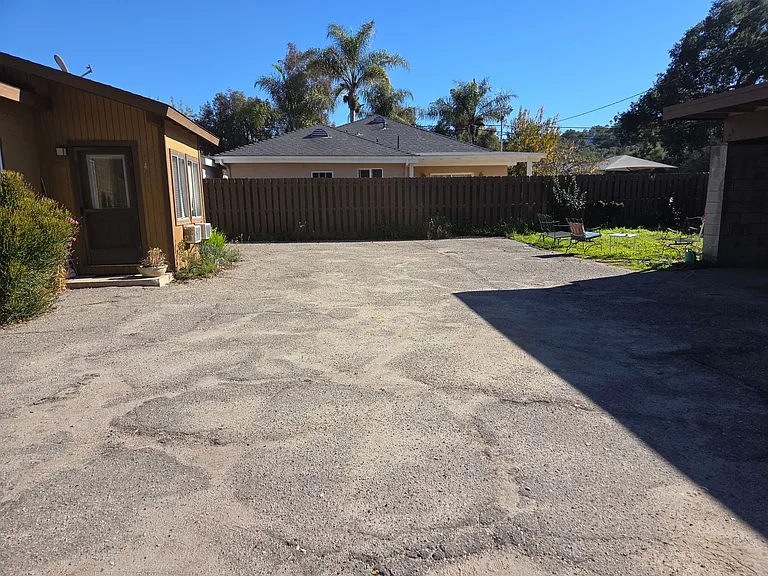 240-246 Cruzero St #244 — Photo 17
