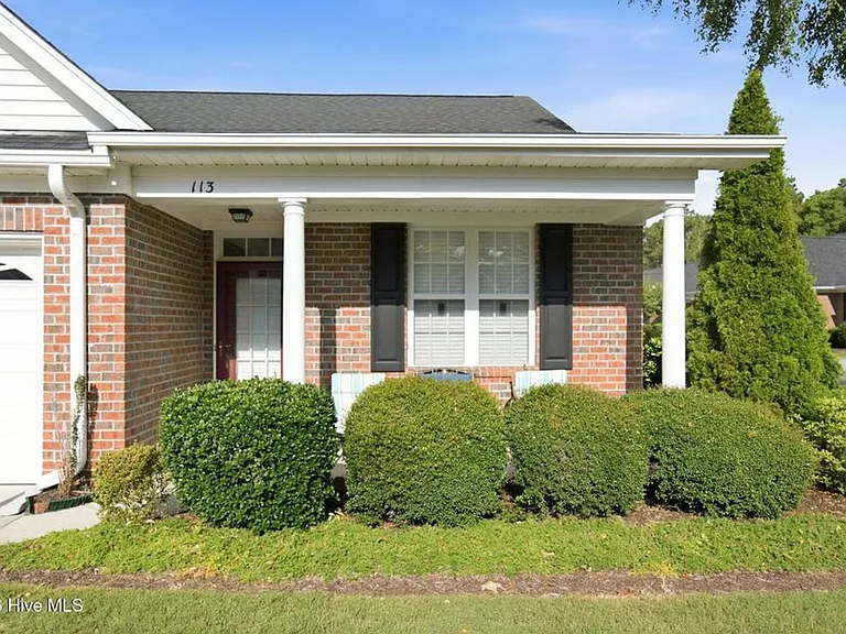 5006 Carleton Dr #113 — Photo 2