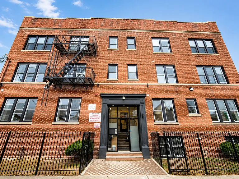 535 Hawthorne Ave #203 — Photo 11