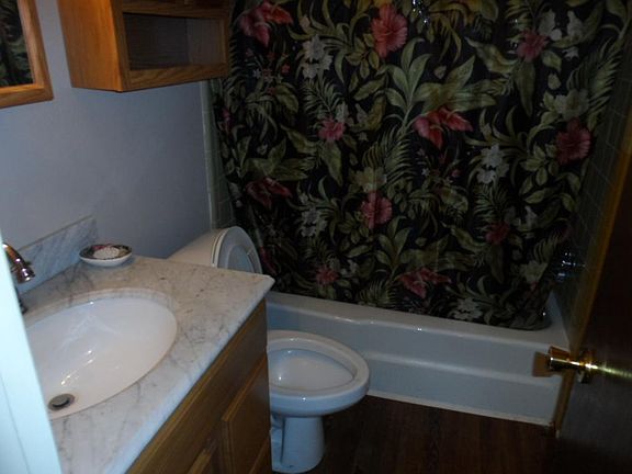 3rd image of 3809 Anna Ct