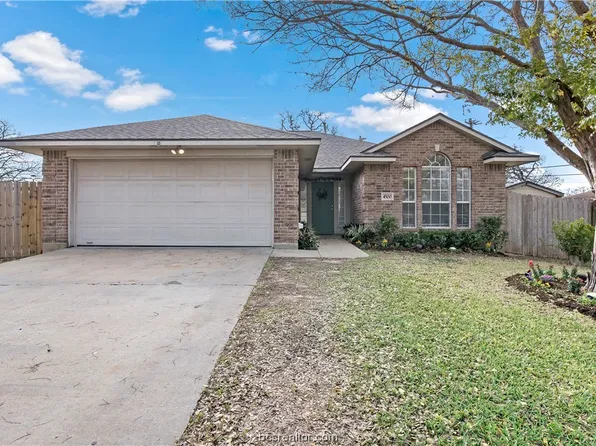 4500 Augusta Dr, Bryan, TX 77803