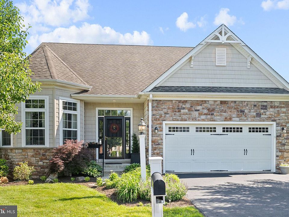 1st image of 4646 Logan Ct