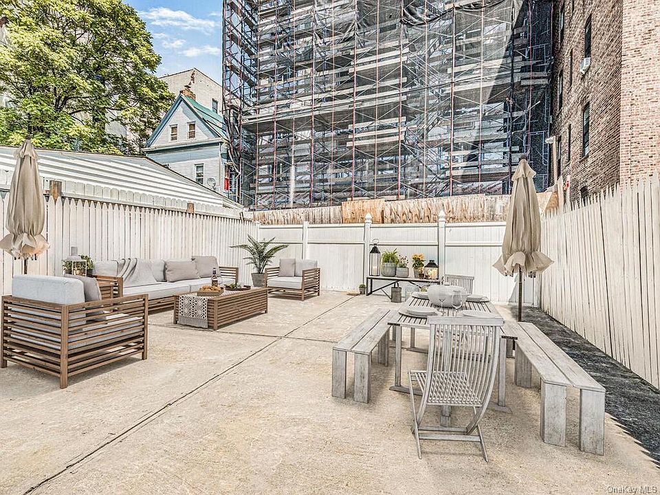 1690 Monroe Ave, Bronx, NY 10457 Zillow