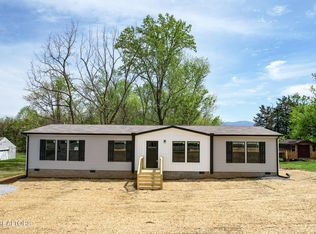 622 E East Barton Ridge Rd, Greeneville, TN 37745